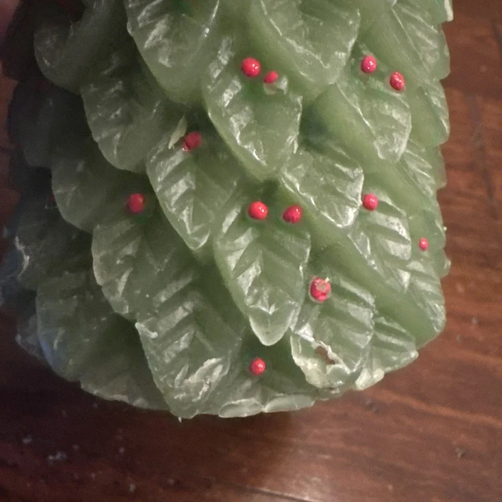 Crate & Barrel Christmas tree Candle 7 inch, 12-hour Burn‎ Time NEW